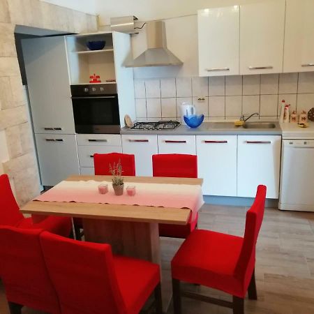 Апартаменти Apartman Tea Пула Екстер'єр фото